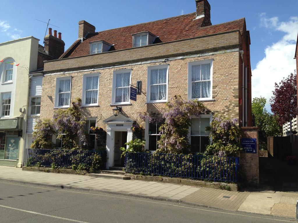 Wisteria House Bed & Breakfast Lymington Exterior photo
