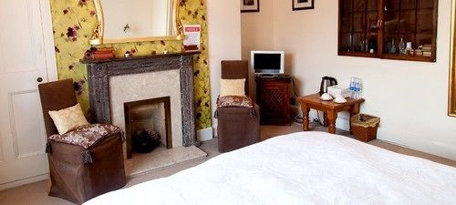Wisteria House Bed & Breakfast Lymington Exterior photo